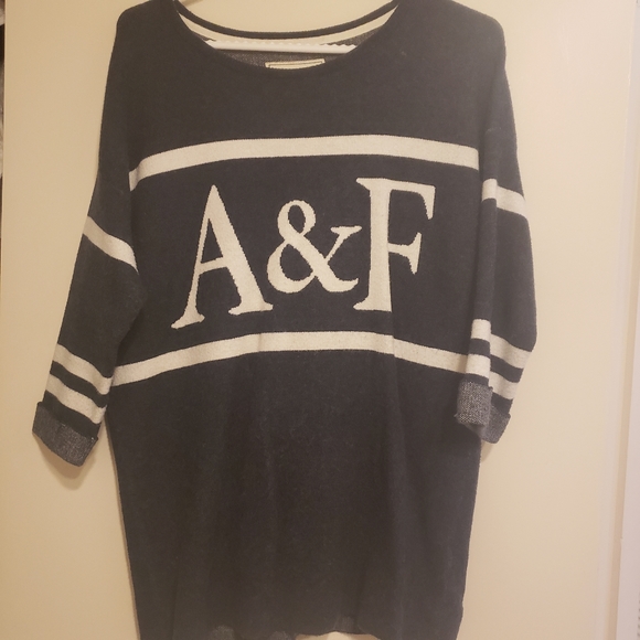 A&F logo sweater - Picture 1 of 2
